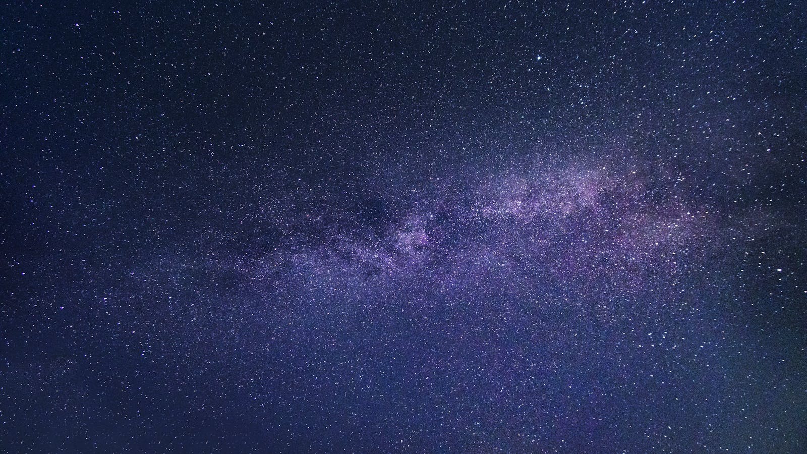 Glucosamax: A Comprehensive Informational Guide A breathtaking photo of the Milky Way galaxy captured on a clear night sky, showcasing the beauty of the cosmos.